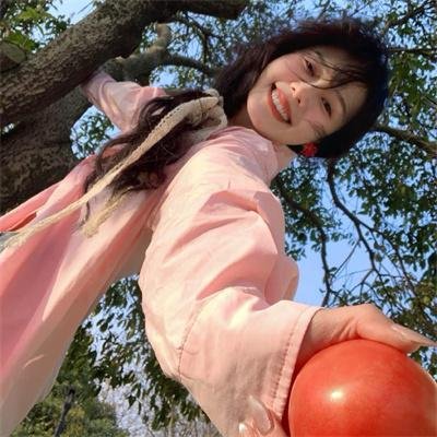 富贵再三逼人